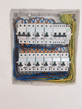 Instalații Electrice